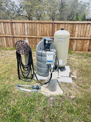 820 Ruby Allen St, Rockport, TX 78382