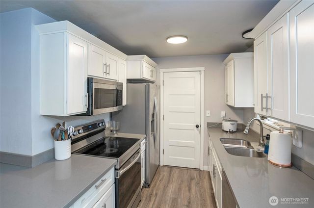 17016 6th Avenue Ct E, Spanaway, WA 98387