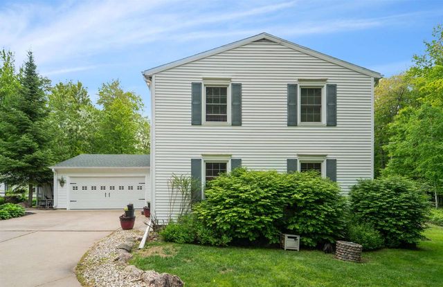E2538 NELSON ROAD, Waupaca, WI 54981