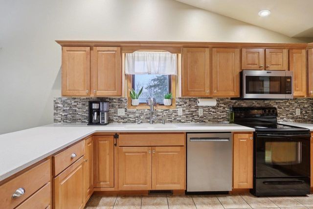 N1639 Fjord Circle, Prairie Du Sac, WI 53578