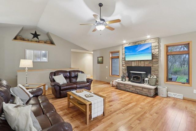 N1639 Fjord Circle, Prairie Du Sac, WI 53578