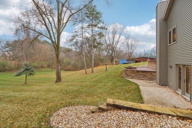 N1639 Fjord Circle, Prairie Du Sac, WI 53578