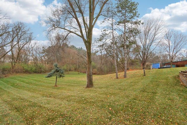 N1639 Fjord Circle, Prairie Du Sac, WI 53578