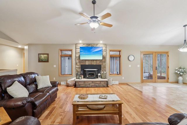 N1639 Fjord Circle, Prairie Du Sac, WI 53578