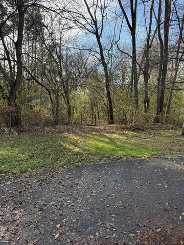 N1639 Fjord Circle, Prairie Du Sac, WI 53578