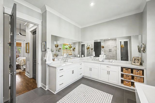 3716 Benham Ave, Nashville, TN 37215