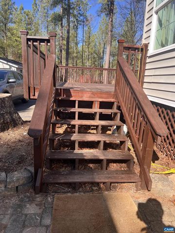 651 KENTS MILL RD, Louisa, VA 23093