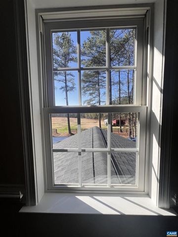 651 KENTS MILL RD, Louisa, VA 23093