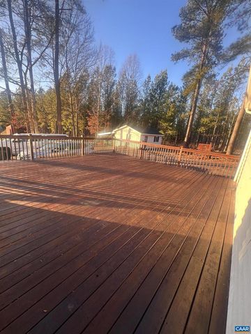 651 KENTS MILL RD, Louisa, VA 23093