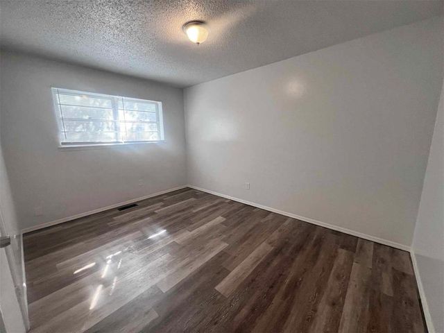 413 Meadow Lake Drive, Edmond, OK 73003