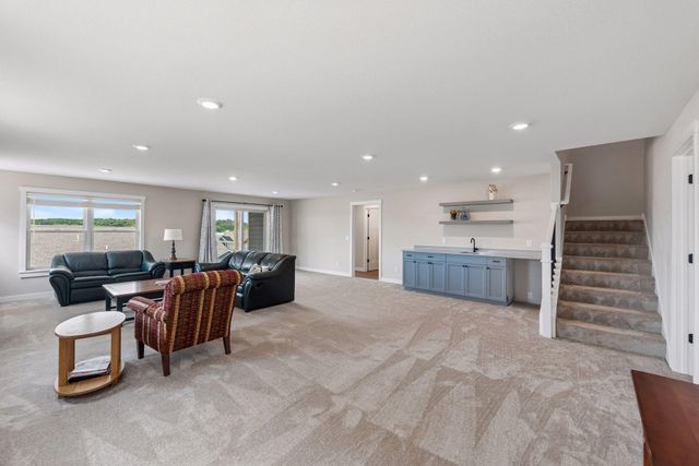 1427 Kasilof Court, River Falls, WI 54022