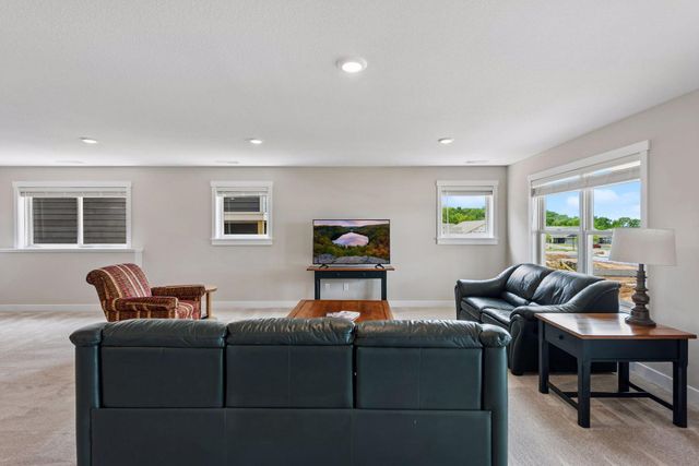 1427 Kasilof Court, River Falls, WI 54022