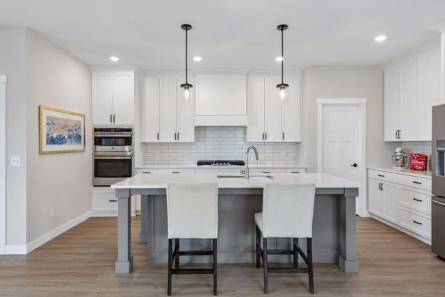 1427 Kasilof Court, River Falls, WI 54022