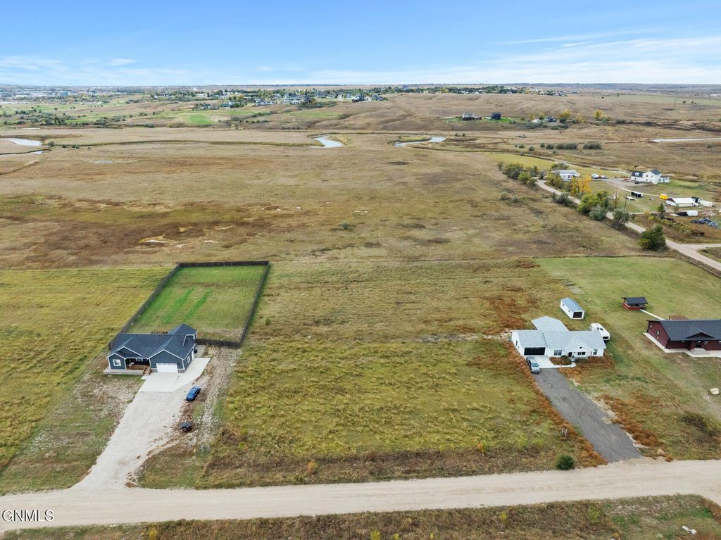 5489 Matthew Avenue, Williston, ND 58801 photo 12