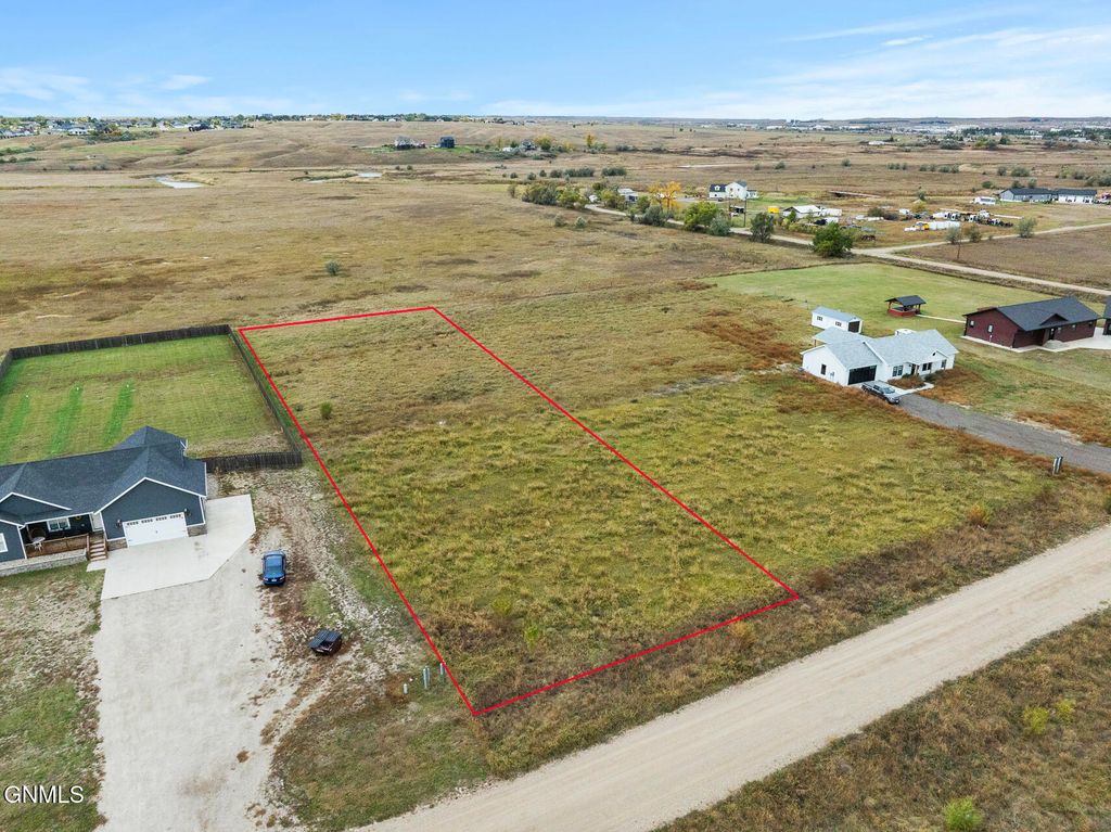 5489 Matthew Avenue, Williston, ND 58801 photo 24