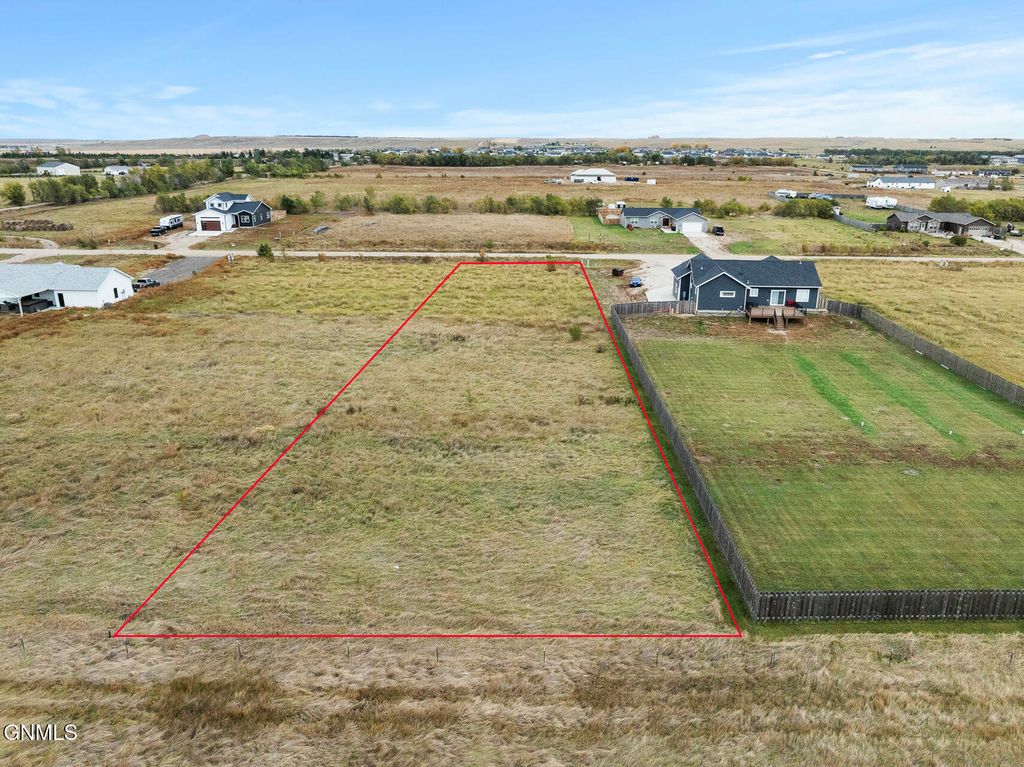 5489 Matthew Avenue, Williston, ND 58801 photo 4