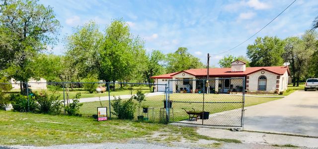 1215 RED GATE DR, San Antonio, TX 78264