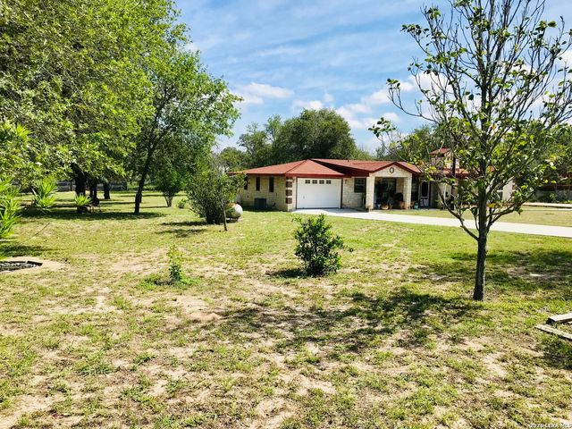 1215 RED GATE DR, San Antonio, TX 78264