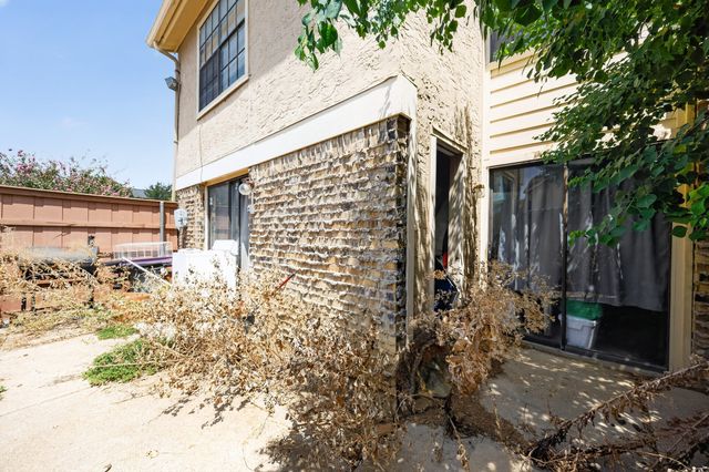 2632 Piedras, Irving, TX 75038