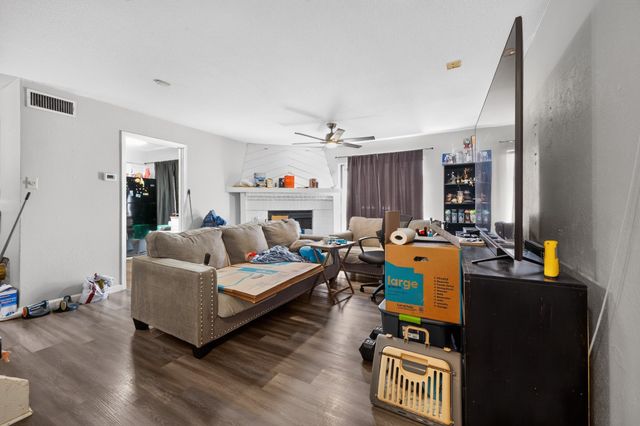 2632 Piedras, Irving, TX 75038