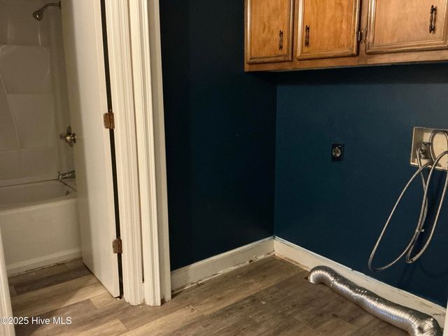 128 Robinhood Drive, Jacksonville, NC 28546