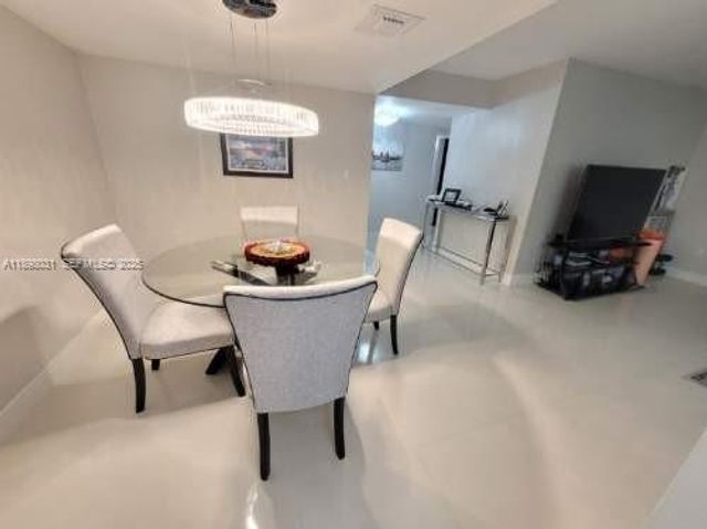 18071 Biscayne Boulevard 1801, Aventura, FL 33160