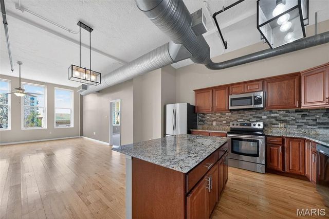 1501 Locust Street 408, St Louis, MO 63103