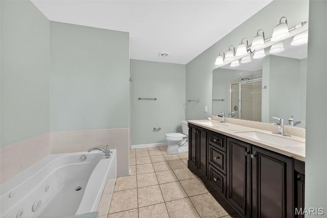 1501 Locust Street 408, St Louis, MO 63103