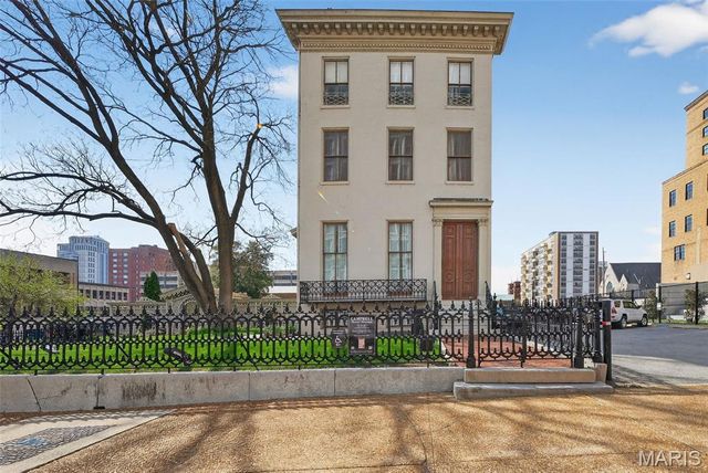 1501 Locust Street 408, St Louis, MO 63103