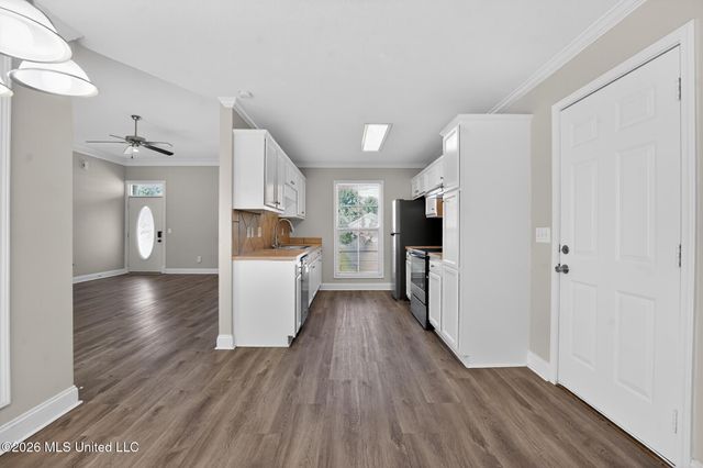 638 Oak Ridge Way, Pearl, MS 39208