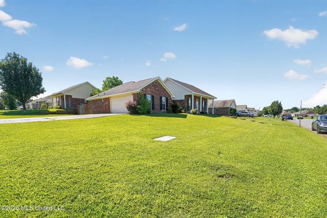 638 Oak Ridge Way, Pearl, MS 39208
