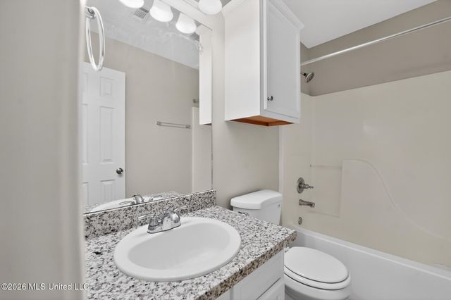 638 Oak Ridge Way, Pearl, MS 39208