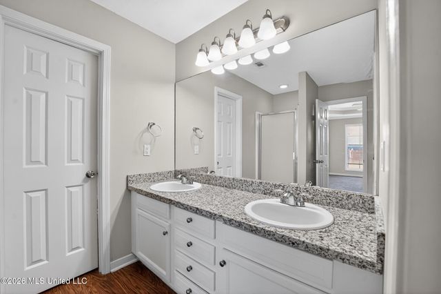 638 Oak Ridge Way, Pearl, MS 39208