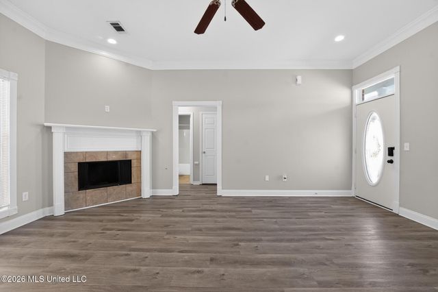 638 Oak Ridge Way, Pearl, MS 39208