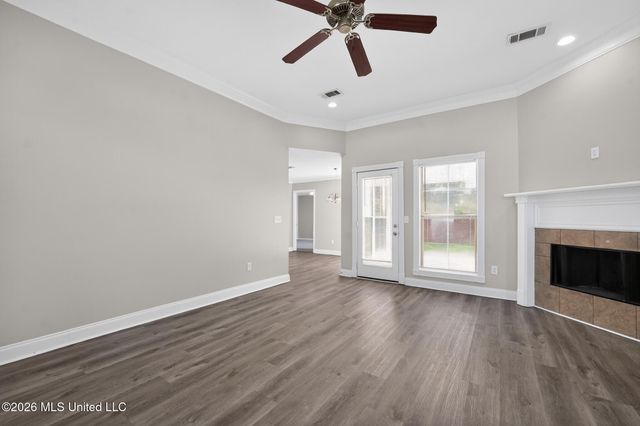 638 Oak Ridge Way, Pearl, MS 39208