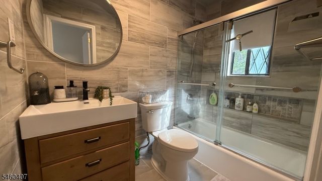 70 Farm Rd, Hillsborough Twp., NJ 08844