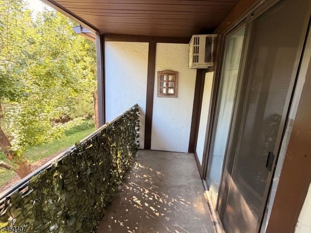 70 Farm Rd, Hillsborough Twp., NJ 08844
