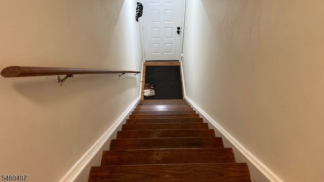 70 Farm Rd, Hillsborough Twp., NJ 08844