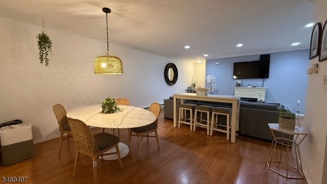 70 Farm Rd, Hillsborough Twp., NJ 08844