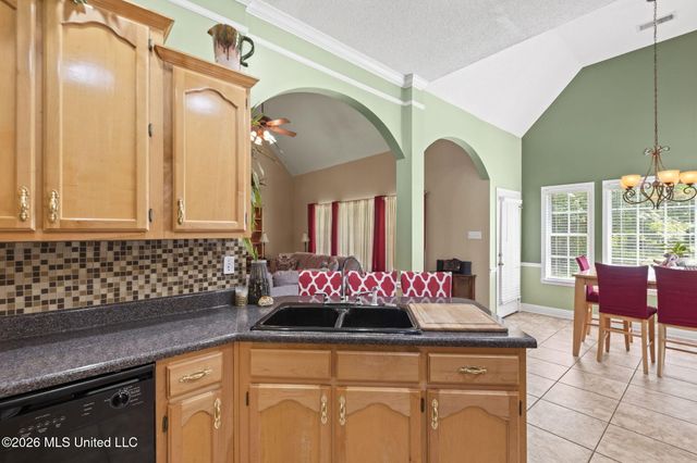 8925 Youngblood Road, Olive Branch, MS 38654