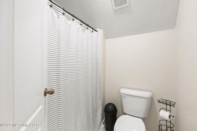 8925 Youngblood Road, Olive Branch, MS 38654