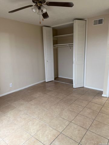 923 Vance Jackson, San Antonio, TX 78201