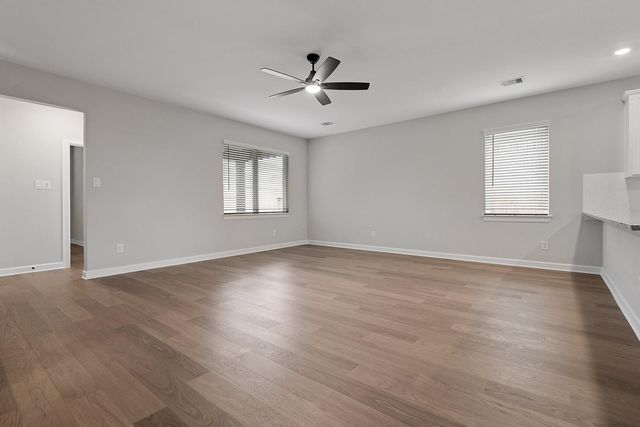 21520 Bluebonnet Bay Drive, Magnolia, TX 77354