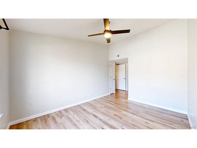 10035 E Carolina Pl 201, Aurora, CO 80247