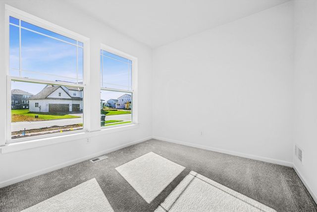 1612 Tyrone Drive, Shakopee, MN 55379