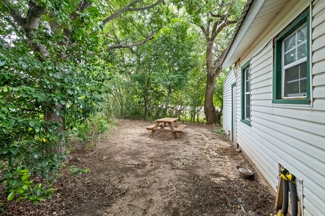 1141 W Mcneill Street, Stephenville, TX 76401