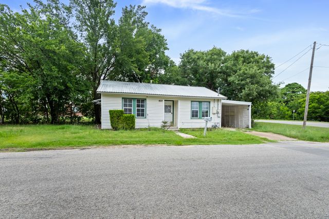 1141 W Mcneill Street, Stephenville, TX 76401