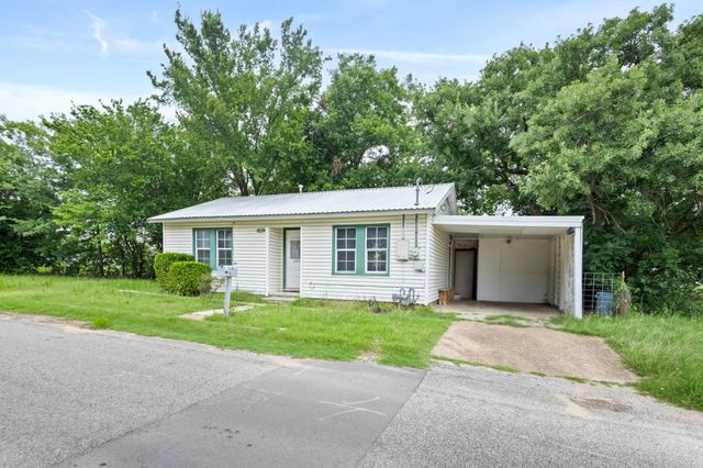 1141 W Mcneill Street, Stephenville, TX 76401