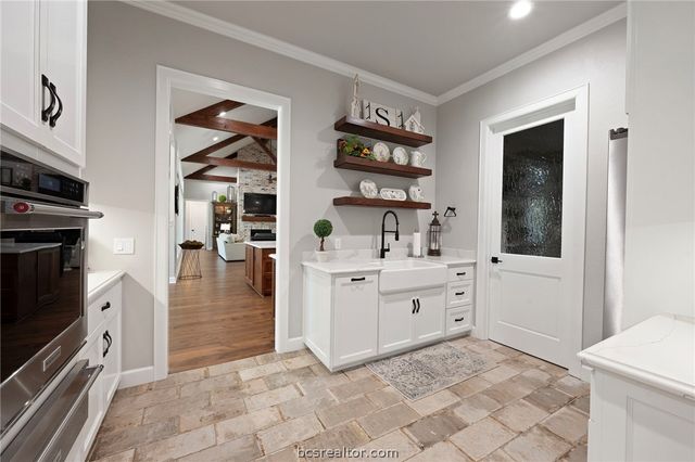 3743 Chaco Canyon Drive, College Station, TX 77845