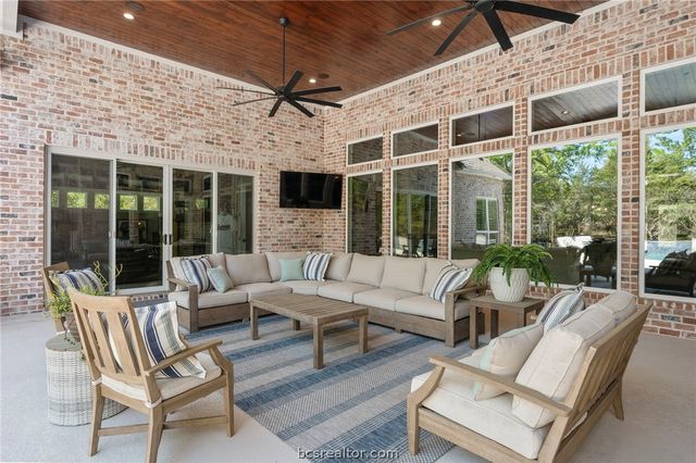 3743 Chaco Canyon Drive, College Station, TX 77845